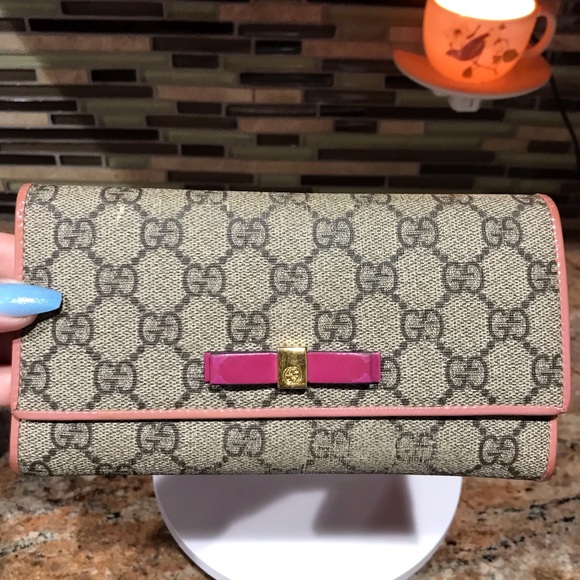GUCCI GG Supreme Ribbon Flap Coated Canvas Wallet 🔥😍🎀 - Picture 12 of 17